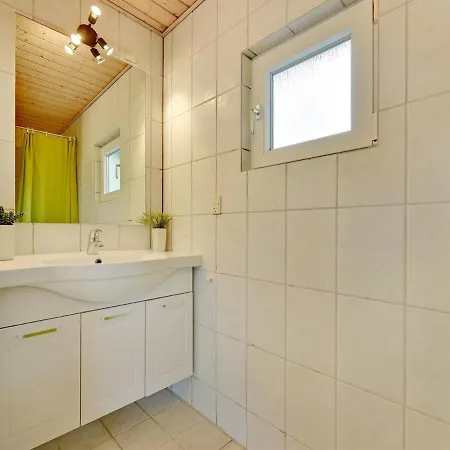 Peder - 950m From The Sea By Interhome *