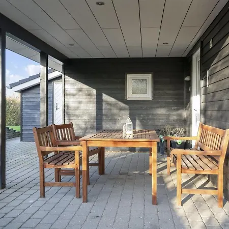 Peder - 950m From The Sea By Interhome *