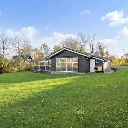 Peder - 950m From The Sea By Interhome *