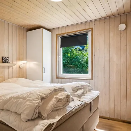 Peder - 950m From The Sea By Interhome *